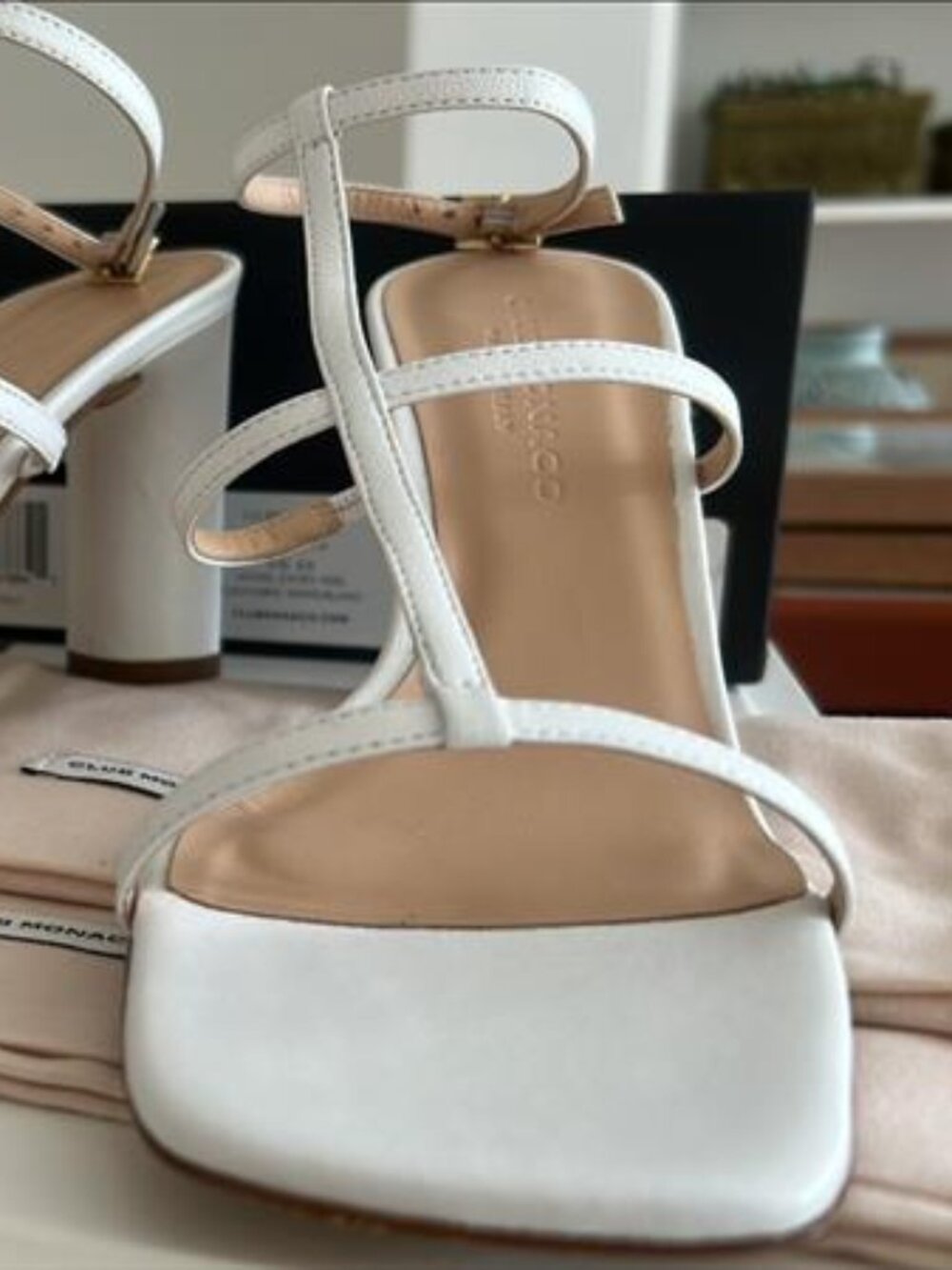 Club Monaco US 8.5/EUR 38.5 Made in Italy White Model Catiey Heel
